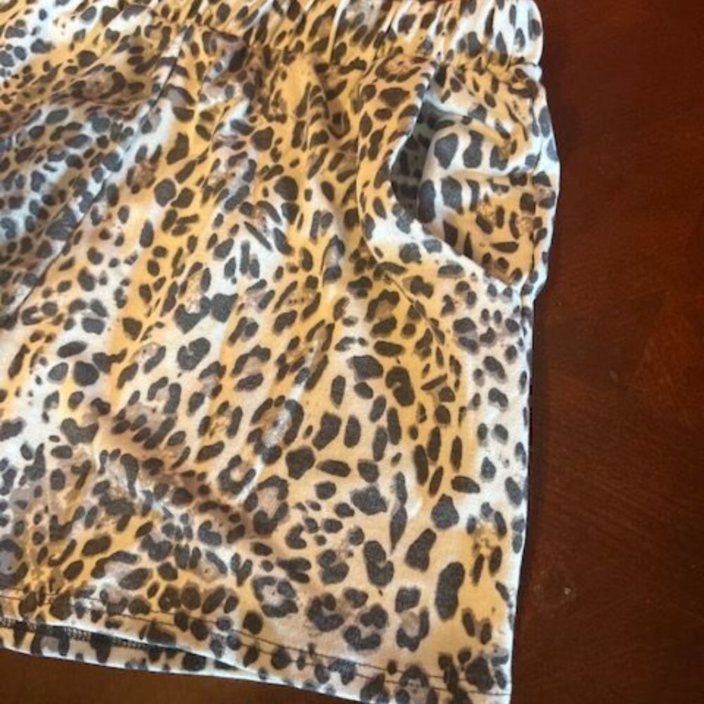 12PM By Mon Ami Womens Leopard Print Shorts Elastic‎ waistband f - Picture 3 of 4